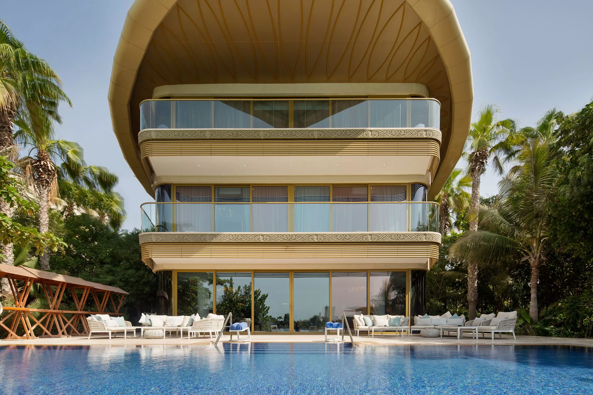 Island Life and Amenities