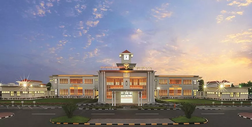 Nearby Attractions and Facilities